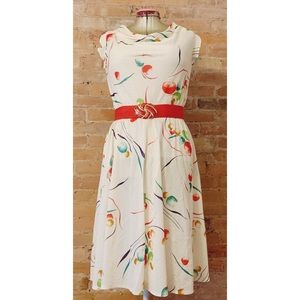 An 80’s dress with 40’s Inspiration!